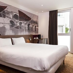 Brit Hotel Toulouse Colomiers - L'Esplanade